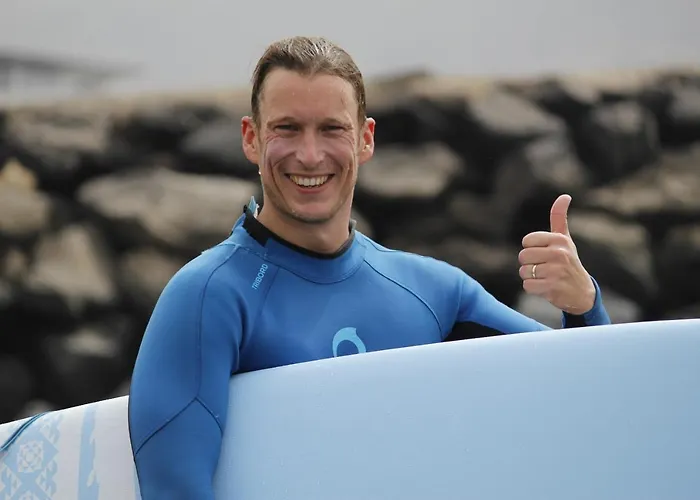 Hostal Surf House Callao Salvaje