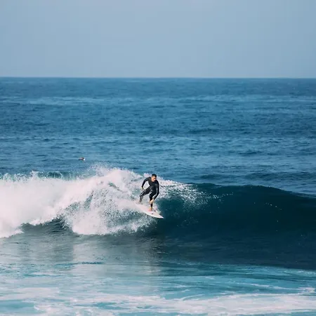 Surf House Vandrerhjem