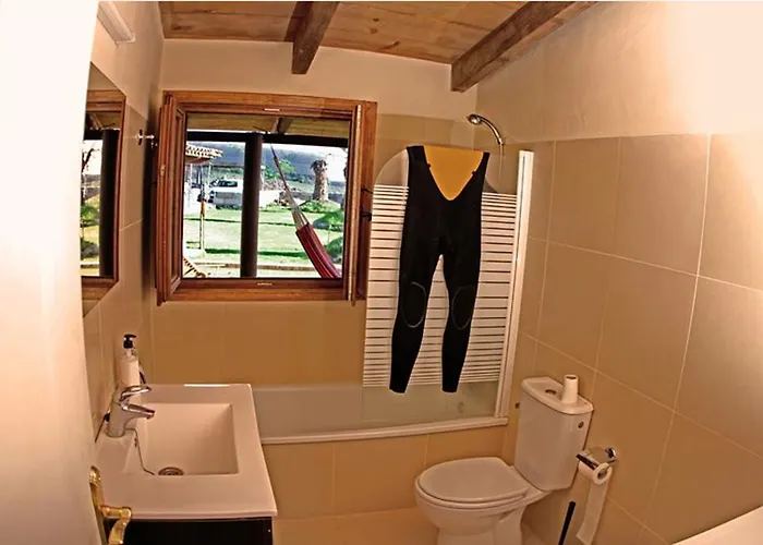 Surf House *